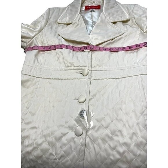 AKanne Klein. Women long crem suit jacket size XL - Picture 12 of 12
